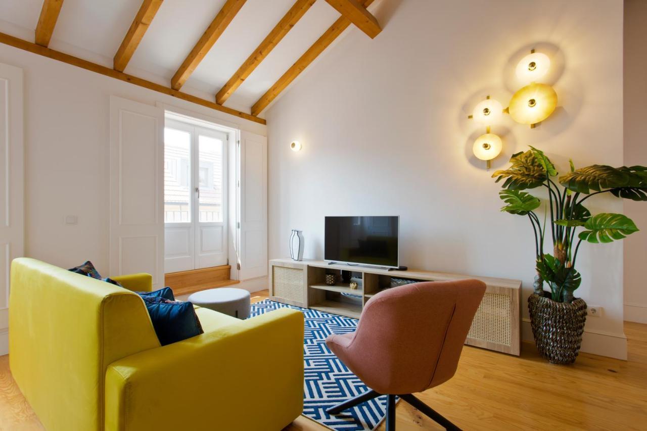 Boutique Rentals-The Alma Apt W/ Balcony OOporto Exteriör bild