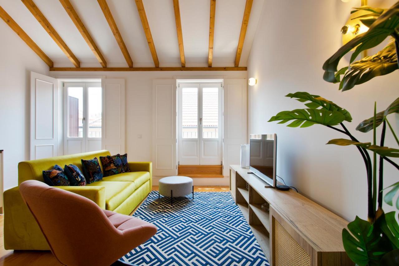 Boutique Rentals-The Alma Apt W/ Balcony OOporto Exteriör bild