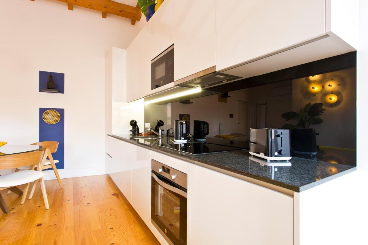 Boutique Rentals-The Alma Apt W/ Balcony OOporto Exteriör bild